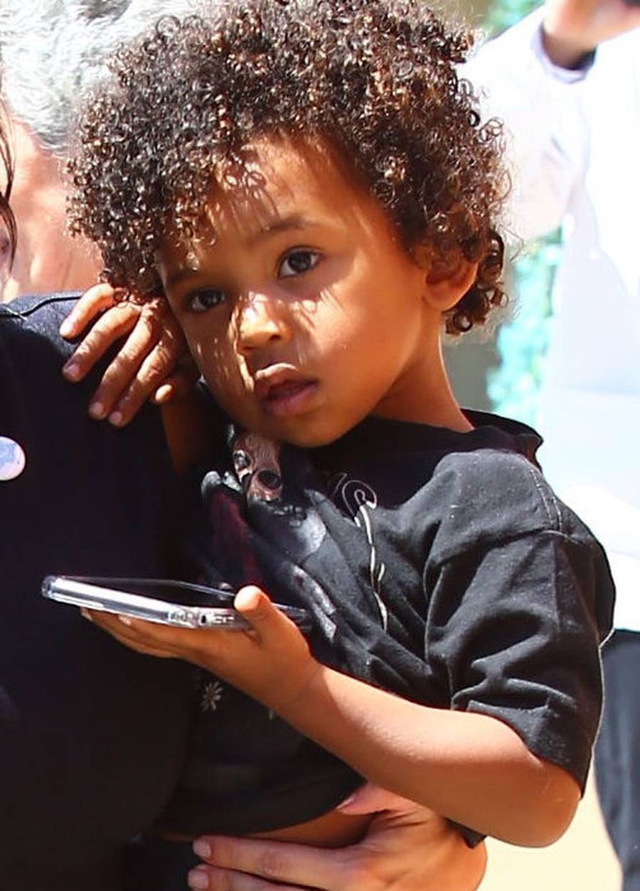 Nori i Saint mają już swoje smartfony