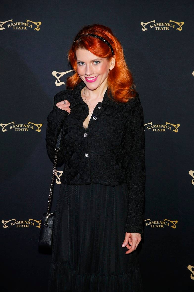 Justyna Sieńczyłło pokazała się po raz pierwszy po pogrzebie Emiliana Kamińskiego. Nadal w żałobie