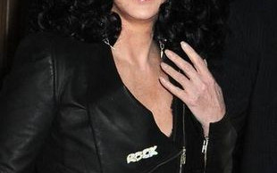 Cher: Witajcie w Burlesce ! [VIDEO]