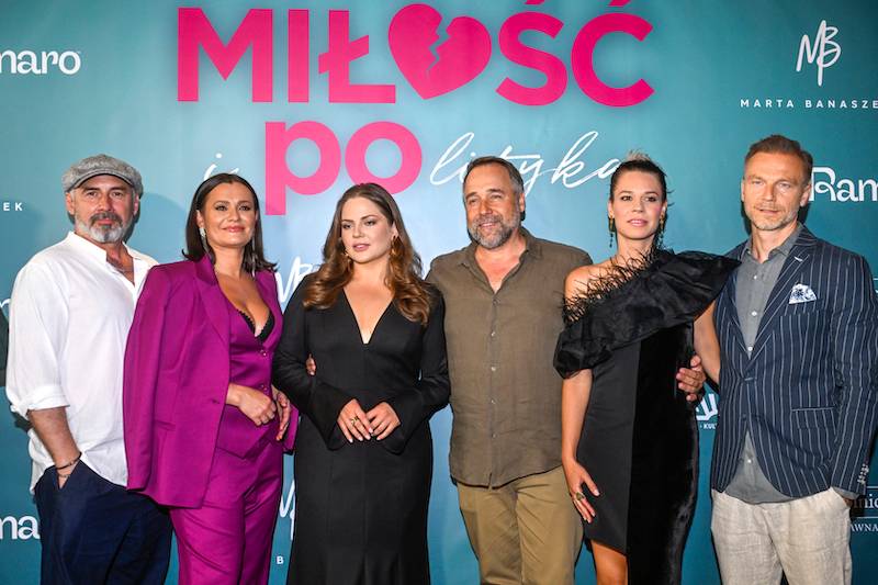 Premiera spektaklu “Miłość i polityka”. Jacek Kopczyński i Anna Oberc mają się ku sobie?