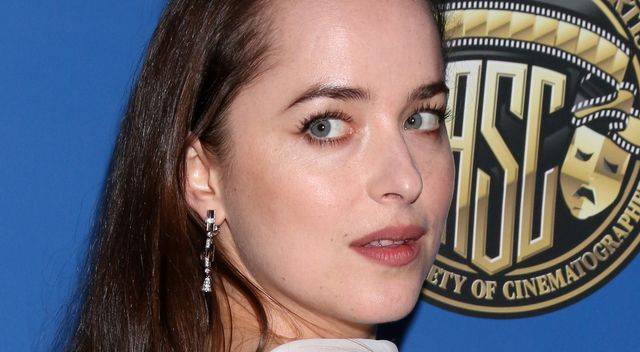 Wszyscy piszą o tym, że Dakota Johnson DUŻO PRZYTYŁA