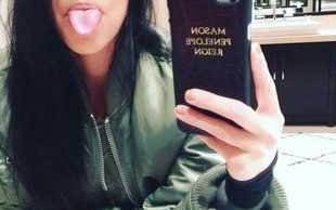 OMG! Kourtney Kardashian pokazała się nago na Instagramie!