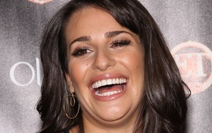 Lea Michele – uśmiech godny Julii Roberts (FOTO)