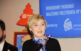 Czy Agata Duda “PRZERYWA” milczenie?