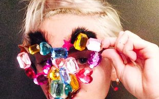 Miley Cyrus zmienia zawód? (FOTO)