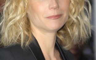 Gwyneth Paltrow odkrywa nogi (FOTO)