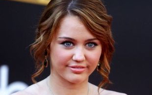 Miley Cyrus ukradła chłopaka innej!