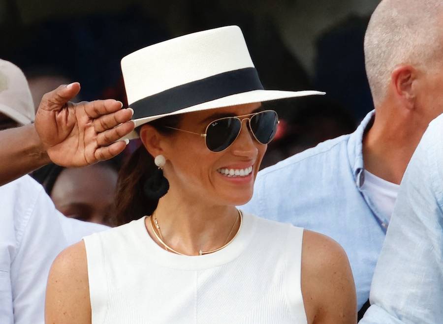 Brutalny atak Vanity Fair na księcia Harry’ego i Meghan: “Nie mieli pomysłu na siebie”