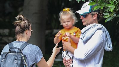 Bradley Cooper nie ma ochoty zajmować się córką, oddaje ją w ręce niani (ZDJĘCIA)