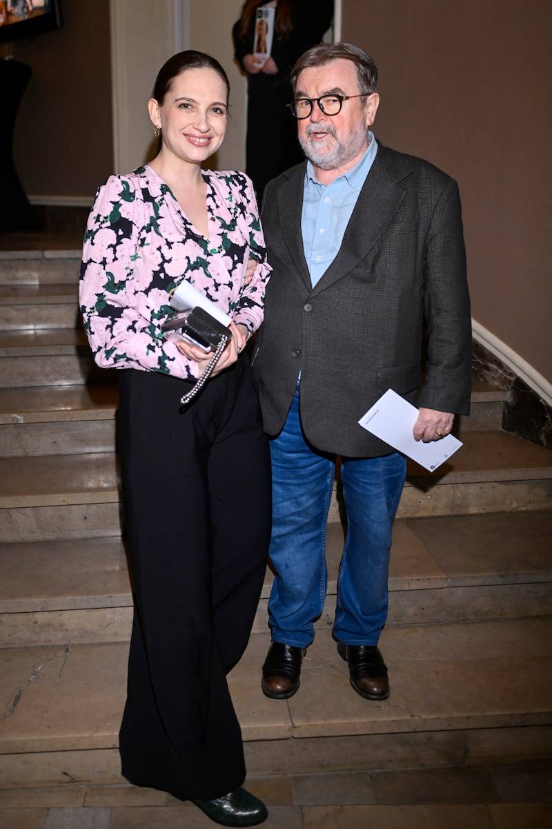 Premiera spektaklu “Czego nie widać”. Aldona Orman po operacji tętniaka, Anna Cieślak i Edward Miszczak