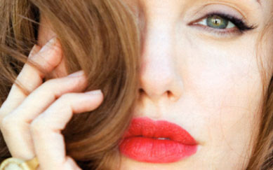Angelina Jolie dla Vogue – odgrzewany kotlet?