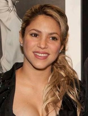 286-shakira-r1-R1