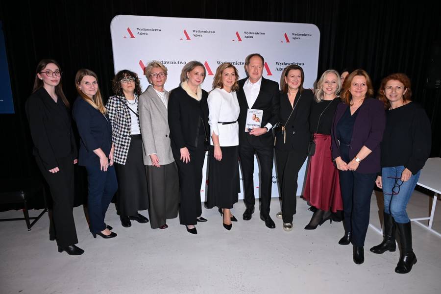 Gwiazdy na premierze książki: Małgosia Rozenek, Radek Majdan, Martyna Wojciechowska…