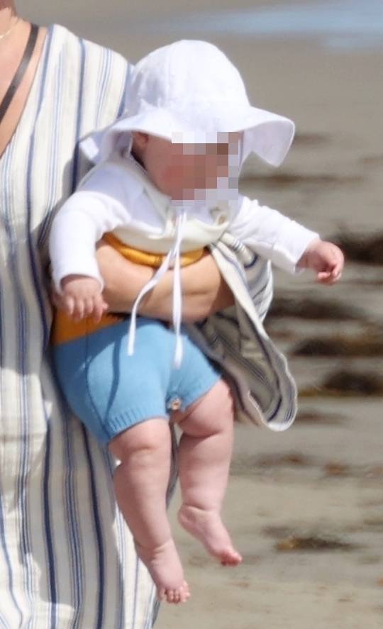 Katy Perry i Orlando Bloom na plaży w Santa Barbara. Ich córeczka jest coraz większa (ZDJĘCIA)