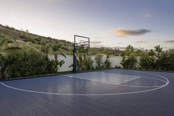 Katie Holmes kupiła dom w Los Angeles