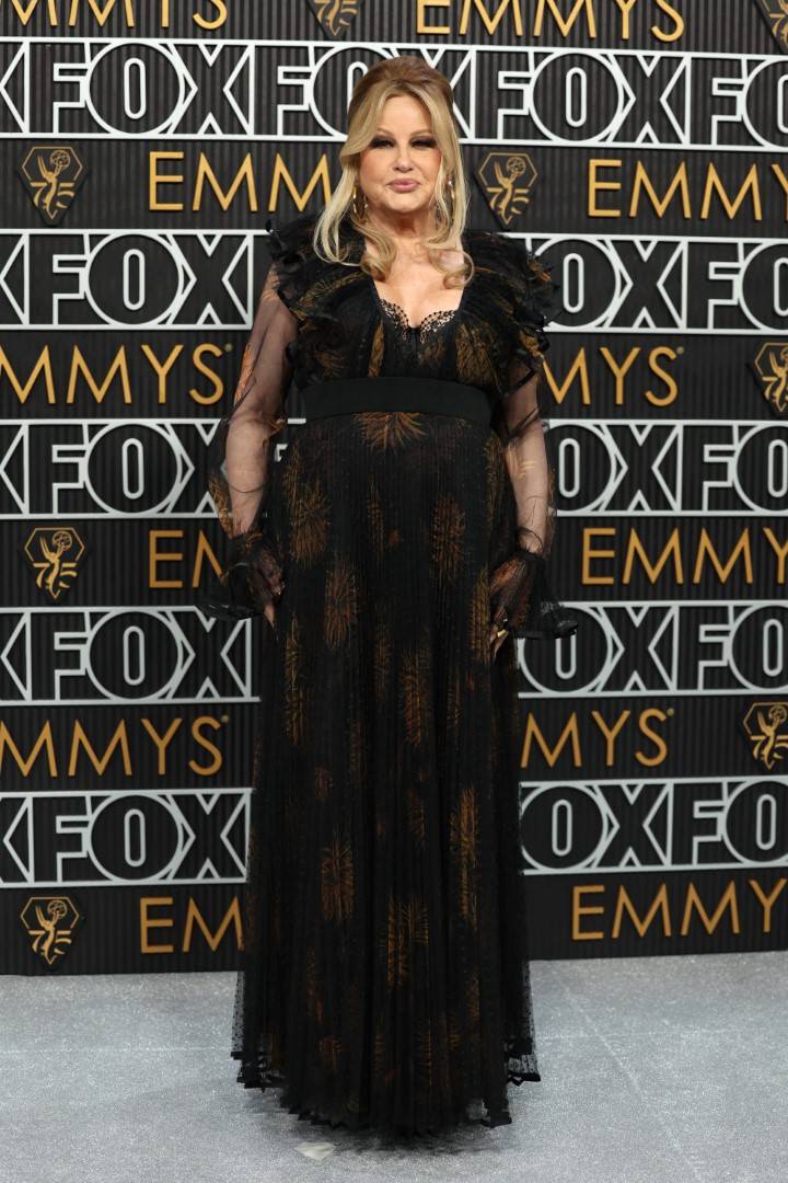 Emmy 2024: Joan Collins, Kirsten Dunst, Selea Gomez, Kourtney Kardashian i Travis Baker, Priscilla Presley