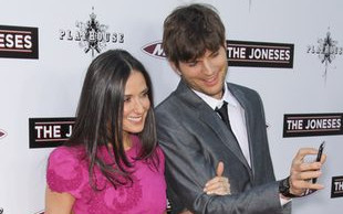 Demi Moore poszła w odstawkę?