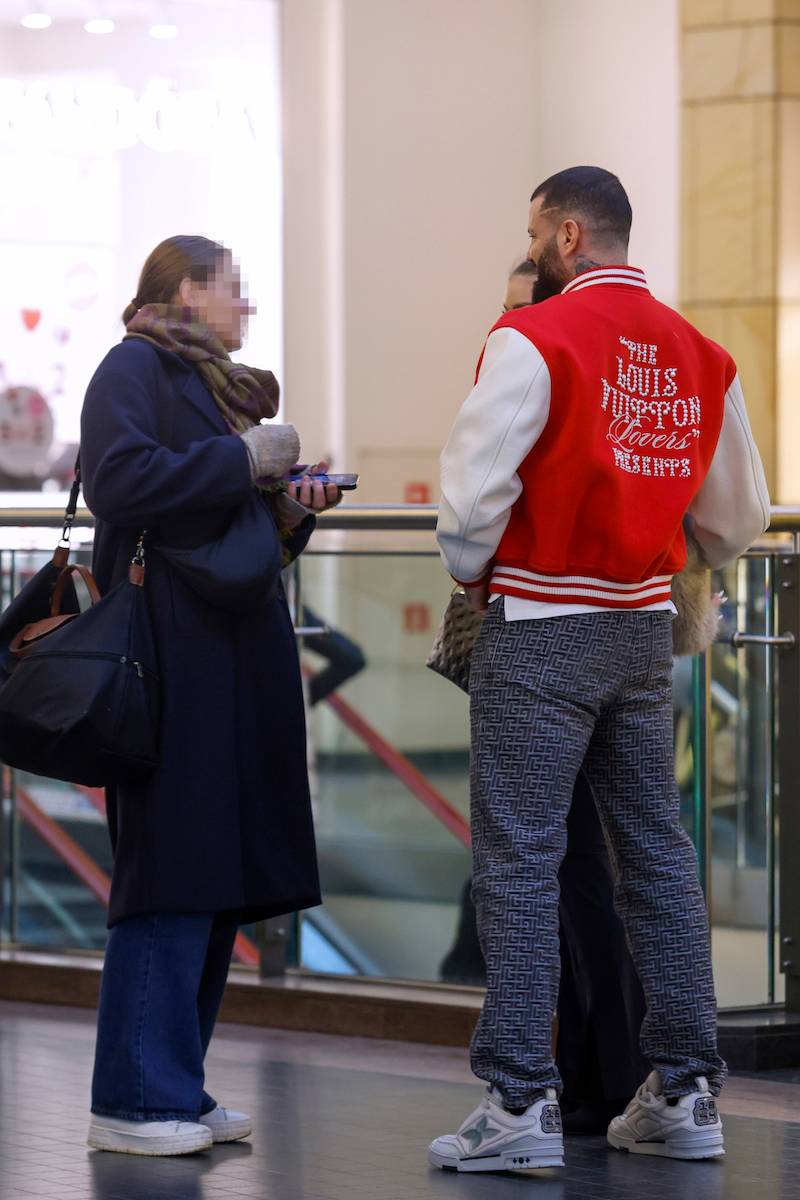 Wojtek Gola i Sofi wymykają się ze Złotej 44 na zakupy. Nie mogą się opędzić od fanów