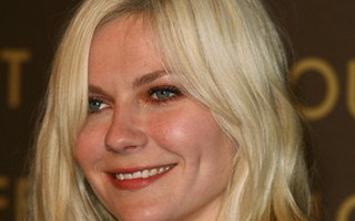 Kirsten Dunst – naga i z lwem (FOTO)