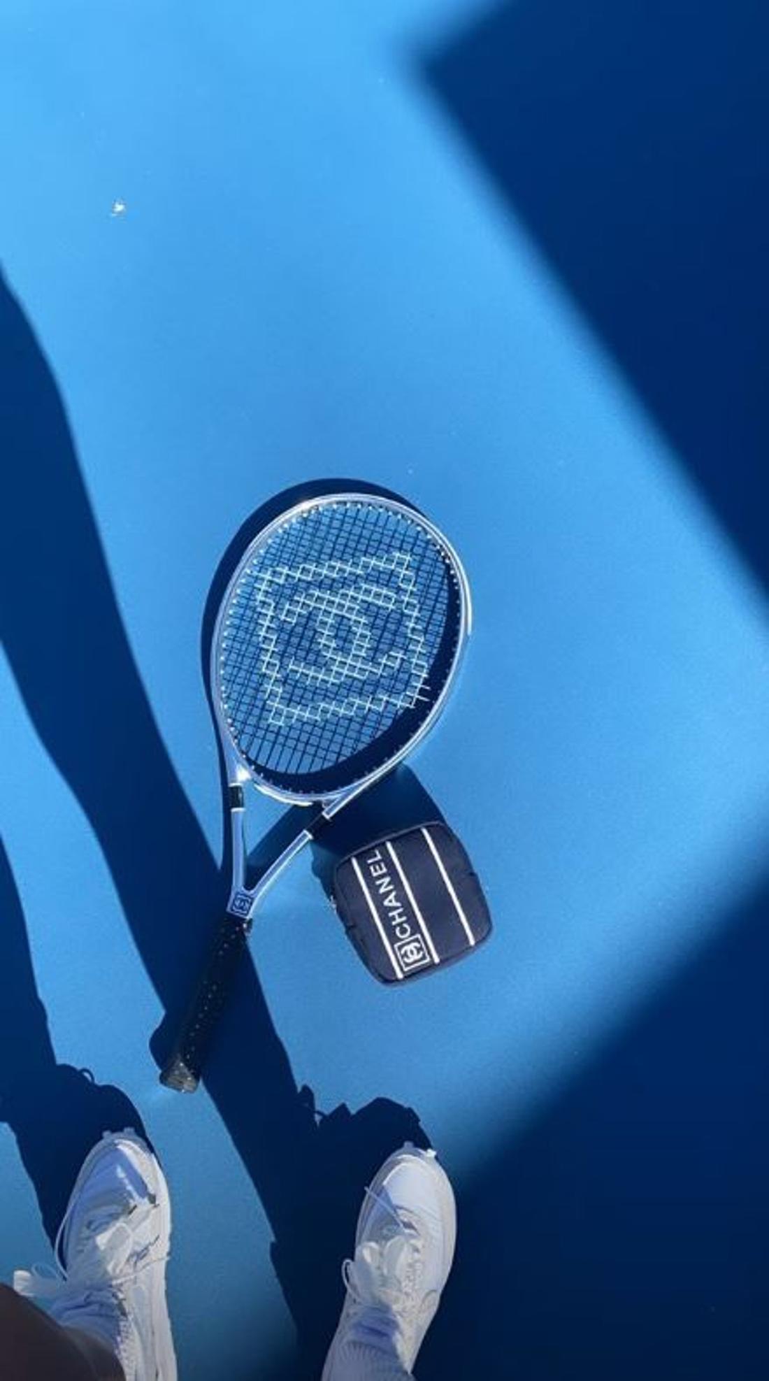 Kylie Jenner pokazała swój zestaw do tenisa od Chanel. 