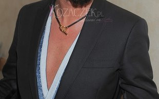 Tomasz Jacyków wstrzykuje sobie kwas (FOTO)