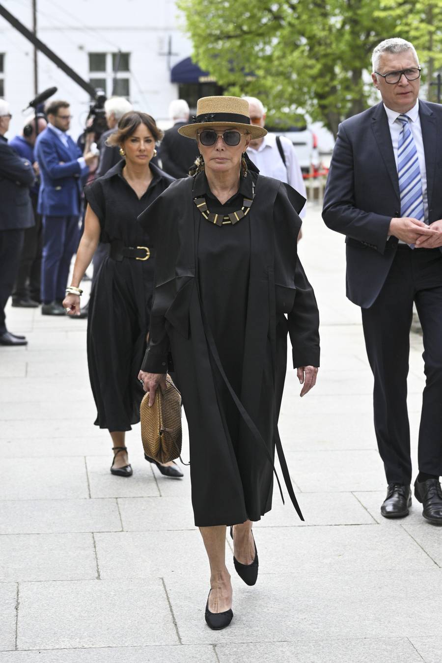 Anna Starak na pogrzebie Andrzeja Olechowskiego