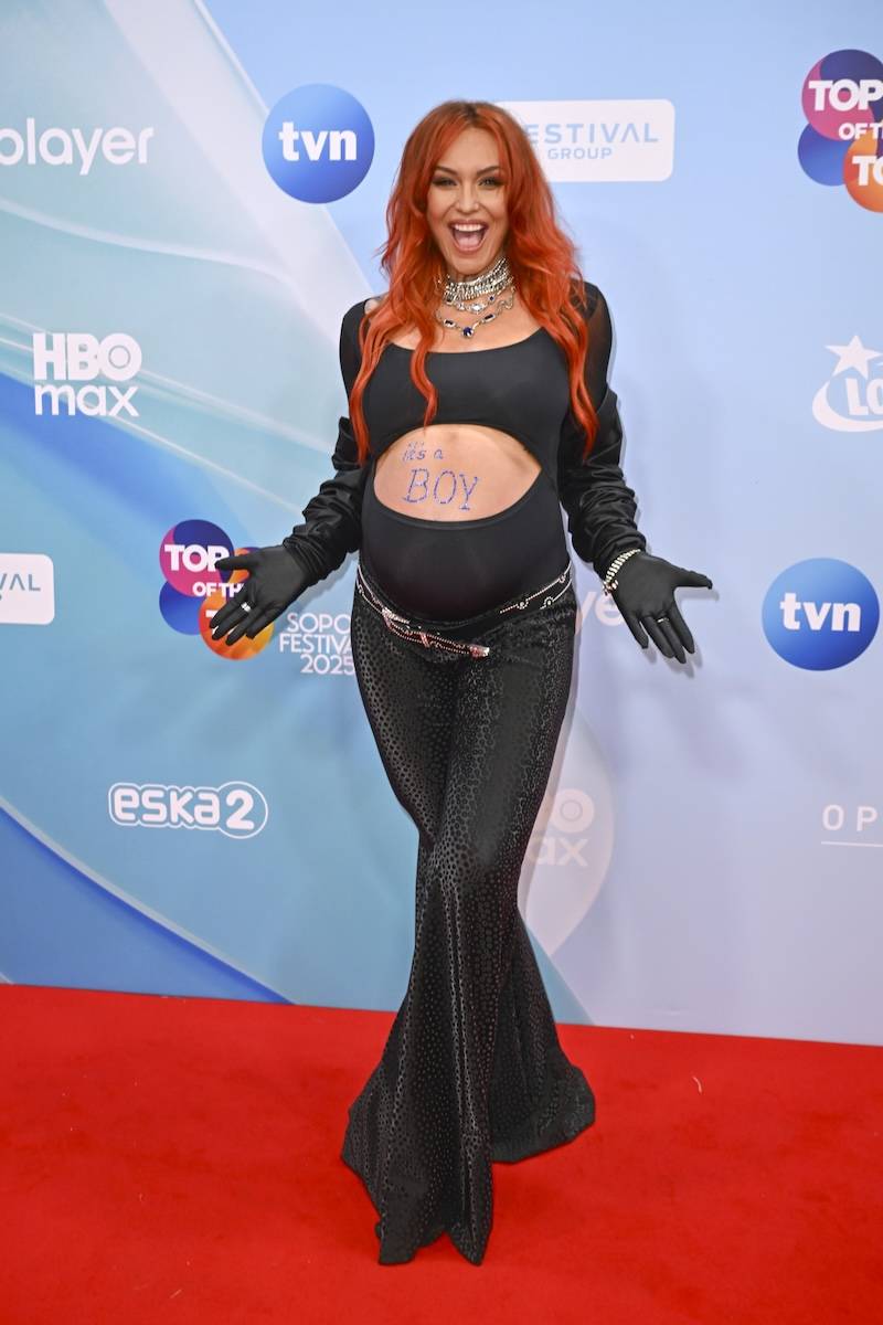 Red Lips tuż przed wejściem na scenę w Sopocie ogłasza płeć dziecka!