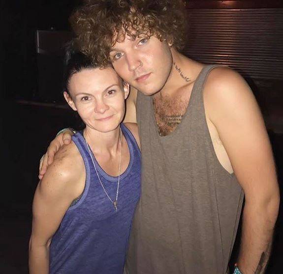 Patrząc na to zdjęcie, możecie mieć pewność, że jedna z teorii spiskowych się potwierdza