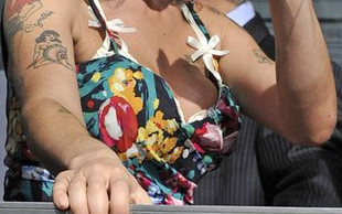 Kto chce pachnieć jak Amy Winehouse?