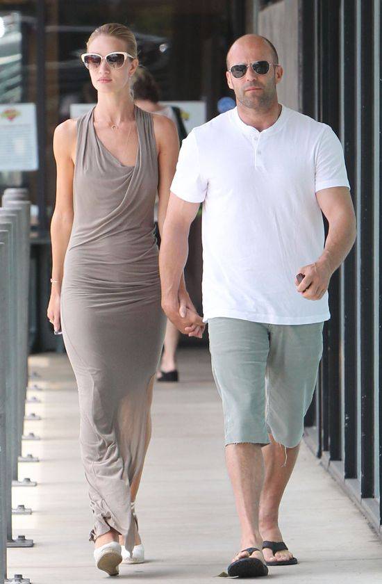 Rosie Huntington-Whiteley i Jason Statham idą na śniadanko