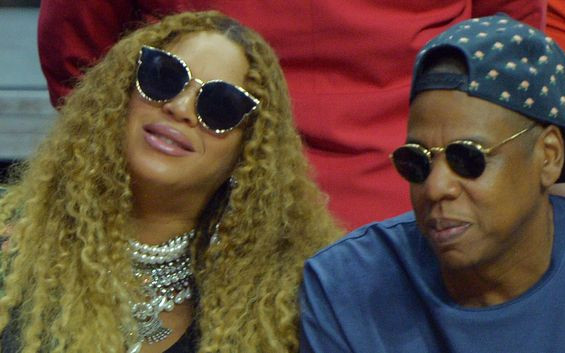 Świat w szoku, Beyonce w rozpaczy, bo Jay Z jest… gejem?