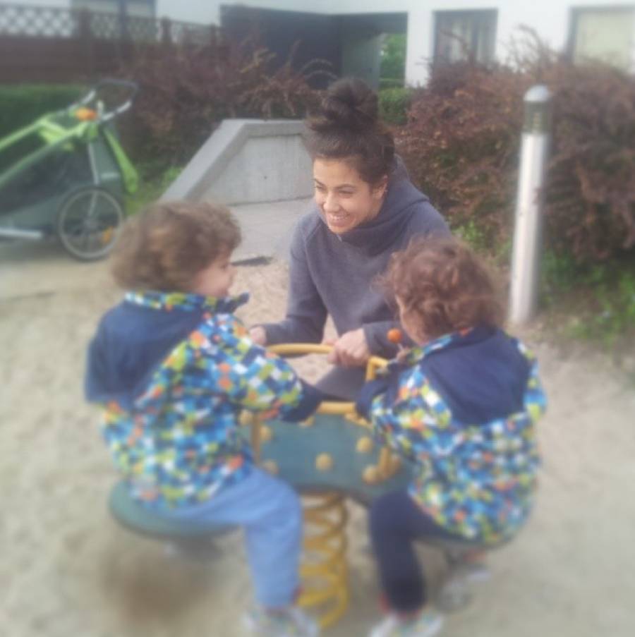 Co Maja Hyży wrzucała 10 lat temu na Insta? Pierwsze zdjęcia synków, zabawna fotka z wiewiórką, zdjęcia z dzieciństwa… (FOTO)