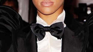 Rihanna jeszcze nie wraca na scenę