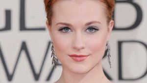 Evan Rachel Wood prowokuje  w magazynie GQ (FOTO)