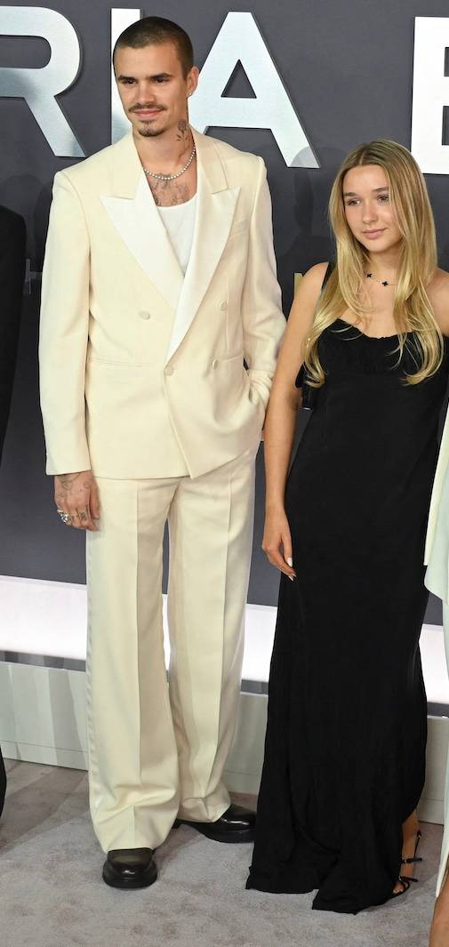 Gwiazdy na premierze serialu o Victorii Beckham! Rodzinny skandal przyćmił sukces (FOTO)