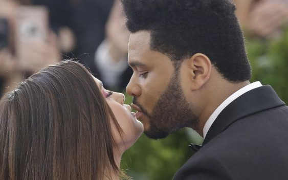 Jak wyglądają rozmowy Seleny Gomez i The Weeknd?