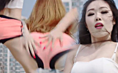 Nie zgadniecie, co promują te pupy! (FOTO+VIDEO)