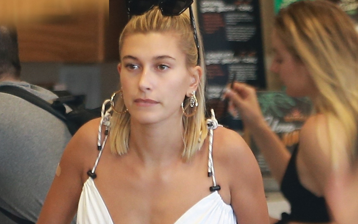 Hailey Bieber na zakupach w sklepie spożywczym. Tego działu nie ominęła!
