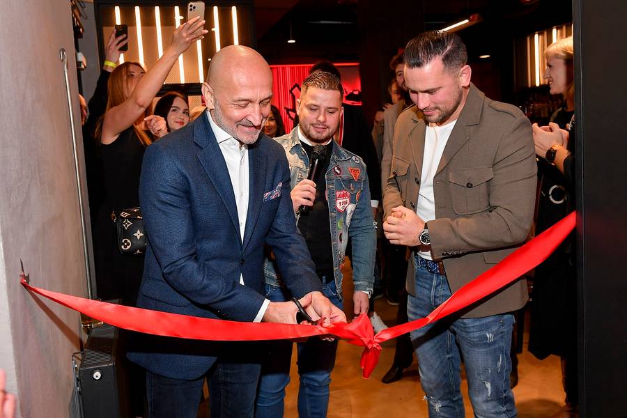 Bracia Collins otworzyli swoją restauracje “uWĘDZONYCH”. Piotr Stramowski pozbył się BRODY!