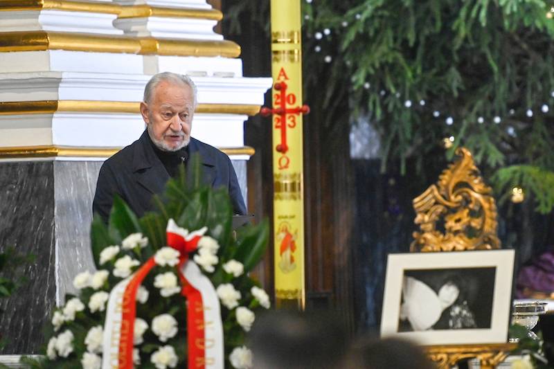 Pogrzeb Zofii Merle. Smutny widok na Powązkach (ZDJĘCIA)