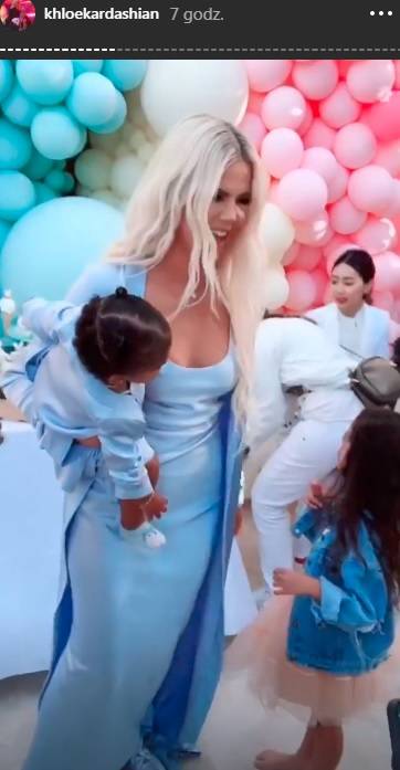 Bajkowe urodzinki córki Khloe Kardashian – True