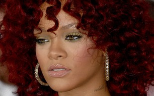 David LaChapelle pozwał Rihannę!