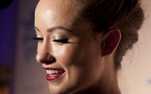 Olivia Wilde w stylu Victorii Beckham (FOTO)