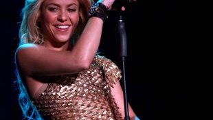 Shakira mocno skrytykowana za video z synkiem (FB)