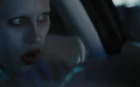 Batman zrujnował randkę Harley Quinn i Jokera (VIDEO)