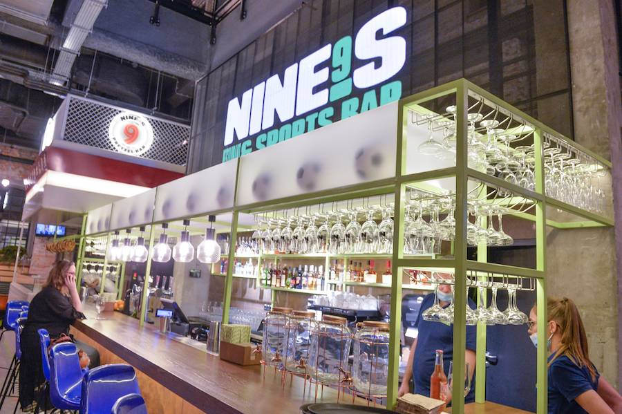 Restauracja Lewandowskiego już otwarta! Tak wygląda w środku (ZDJĘCIA)