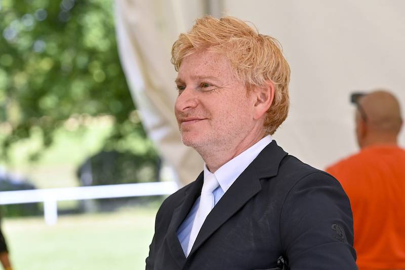 Jeździeckie Mistrzostwa Gwiazd. Daniel Olbrychski z żoną, Sonia Bohosiewicz, Jacek i Maria Rozenek… (FOTO)