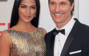 Matthew McConaughey oświadczył się Camili Alves (FOTO)