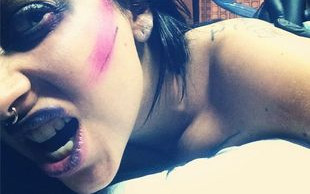 Właśnie zdecydowała się na kolejny tatuaż (FOTO+VIDEO)