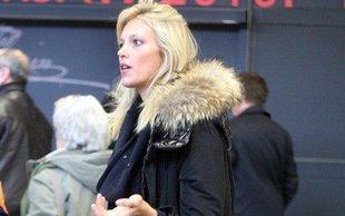 Anja Rubik przyleciała do Polski (FOTO)